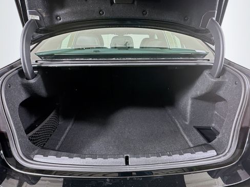 Used 2025 BMW 330i Sedan image 30