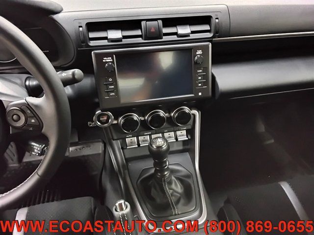 Used 2026 Toyota GR86 Premium w/ Performance Package RWD image 12