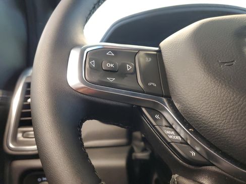 Used 2025 RAM 1500 Laramie AWD/4WD image 24