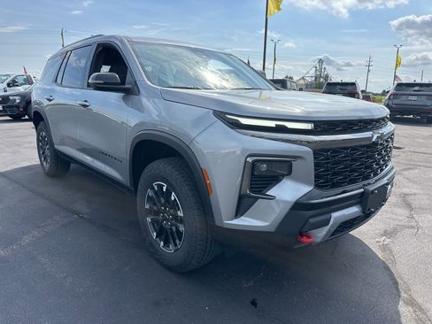 New 2026 Chevrolet Traverse Z71 image 2