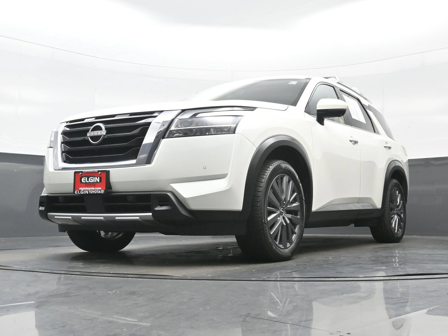 Used 2023 Nissan Pathfinder SL w/ SL Premium Package AWD/4WD image 31