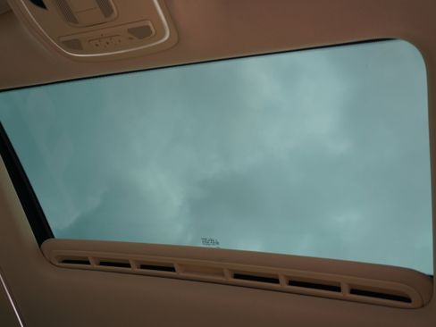 Used 2014 Audi A8 3.0T image 40