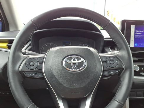 Used 2024 Toyota Corolla Cross LE w/ Moonroof Package AWD/4WD image 24