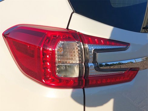 Certified 2025 Subaru Ascent Premium image 33