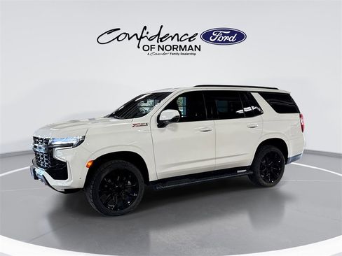 Used 2021 Chevrolet Tahoe Z71 w/ Z71 Off-Road Package image 4