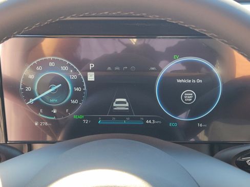 New 2026 Hyundai Elantra SEL FWD image 8