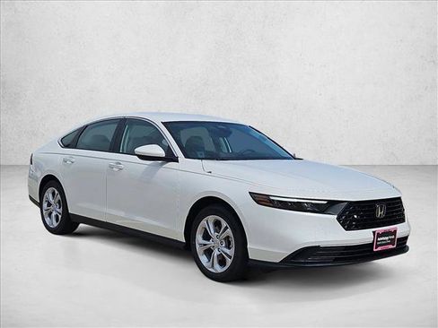 New 2026 Honda Accord LX image 7