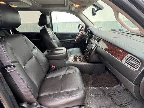 Used 2013 GMC Yukon Denali AWD/4WD image 49