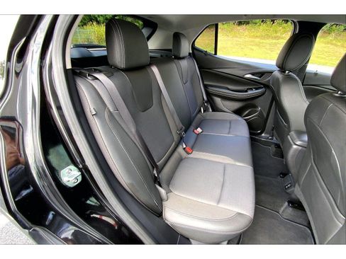 Used 2025 Buick Encore GX Preferred AWD/4WD image 24