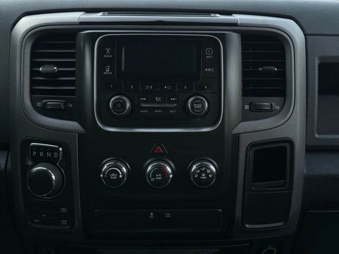 Used 2017 RAM 1500 Express image 28