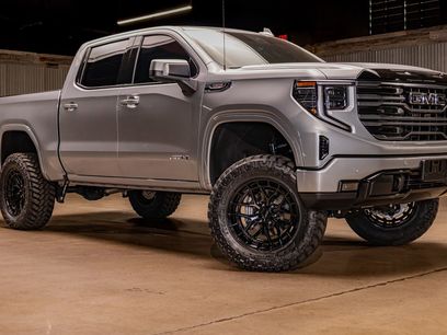 Used 2025 GMC Sierra 1500 AT4 w/ Technology Package