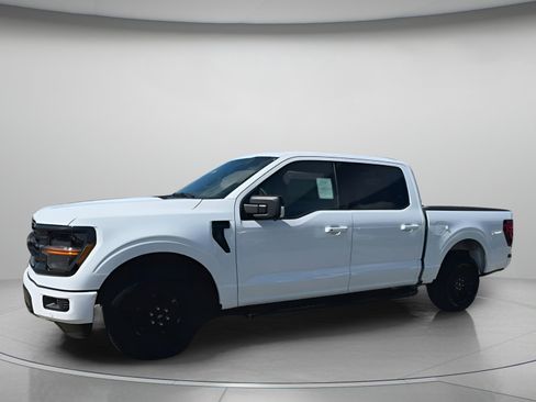 New 2025 Ford F150 XLT w/ Equipment Group 302A MID image 13