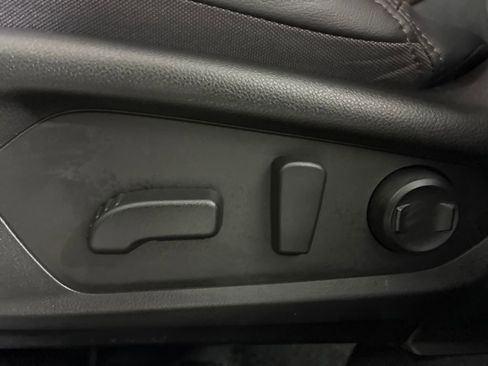 Used 2025 Subaru Forester Touring w/ Protection Package image 17