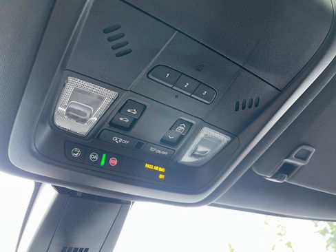 Used 2019 Chevrolet Blazer RS image 62