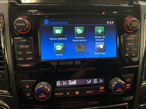 Used 2017 Nissan Titan Platinum Reserve w/ Off-Road Package AWD/4WD image 4