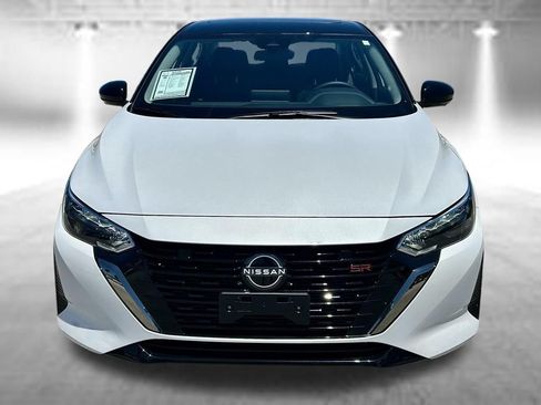 Certified 2025 Nissan Sentra SR w/ SR Premium Package FWD image 2