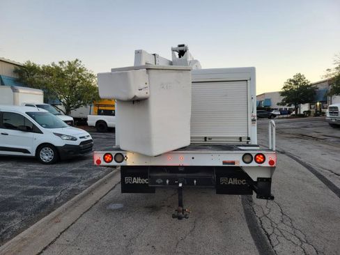 Used 2017 RAM 5500 Tradesman w/ Power & Remote Entry Group image 7