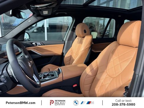New 2026 BMW X5 xDrive50e image 17