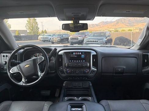 Used 2017 Chevrolet Silverado 1500 LTZ Z71 w/ LTZ Plus Package AWD/4WD image 10
