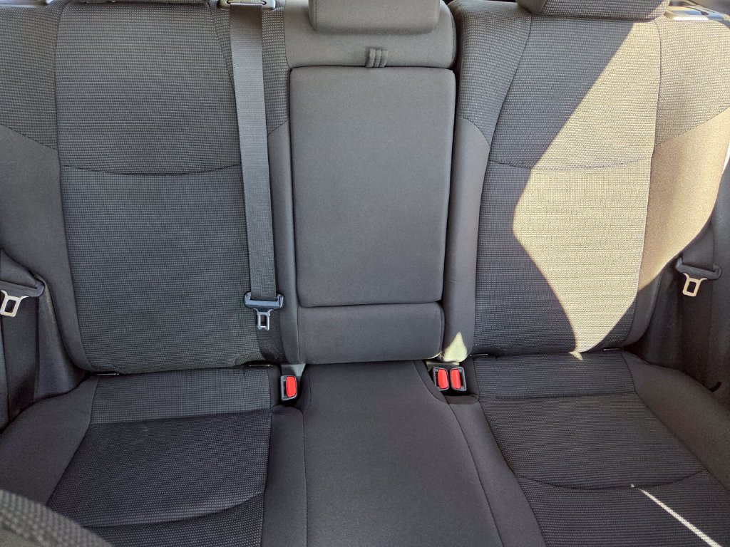 Used 2024 Toyota RAV4 LE AWD/4WD image 30