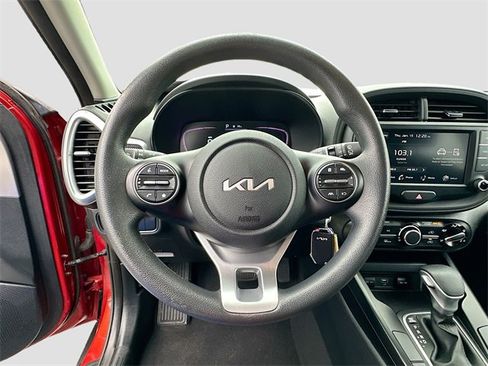 Used 2023 Kia Soul LX w/ Option Group 015 image 11