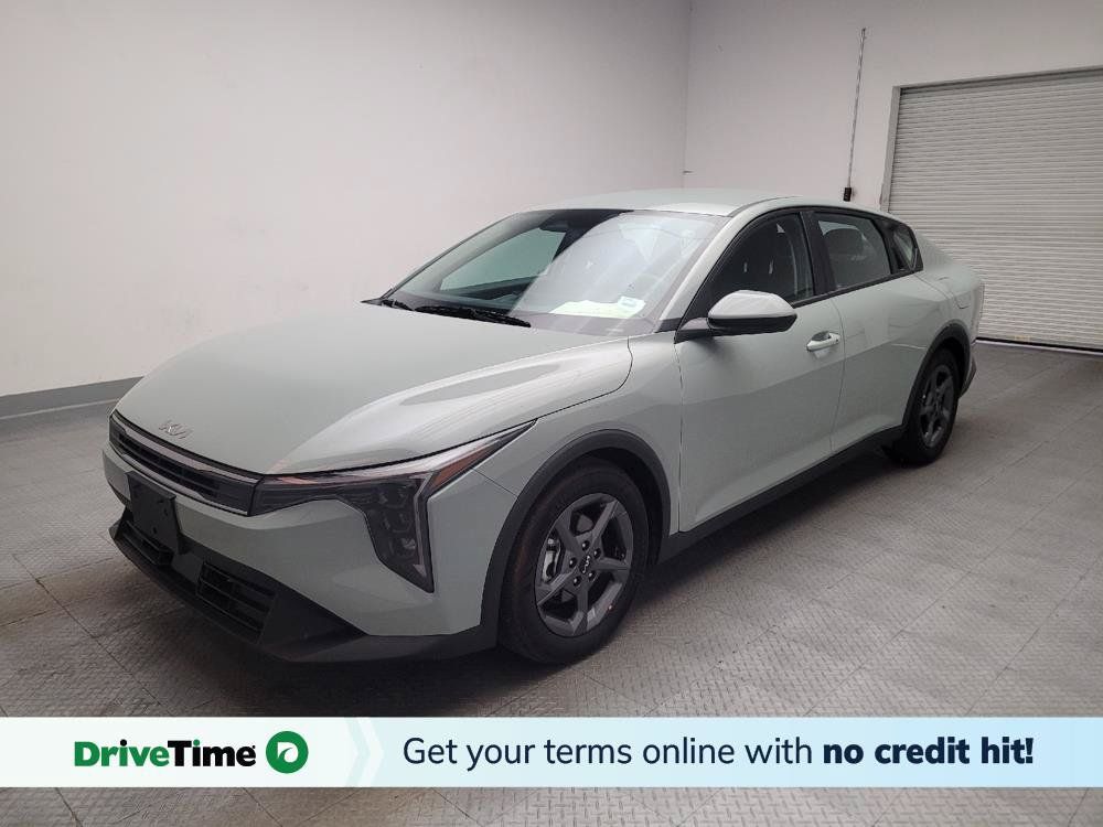 Used 2025 Kia K4 FWD image 1