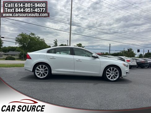 Used 2018 Volvo S60 T5 Inscription Platinum w/ Climate Package AWD/4WD image 4