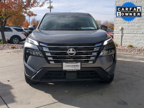 Used 2024 Nissan Rogue SV image 9