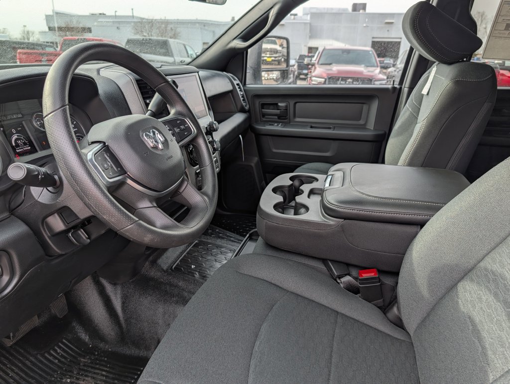 New 2026 RAM 5500 Tradesman w/ Chrome Appearance Group AWD/4WD image 5