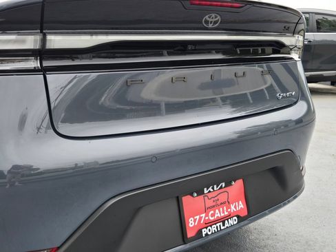 Used 2026 Toyota Prius Plug-In Hybrid FWD image 14