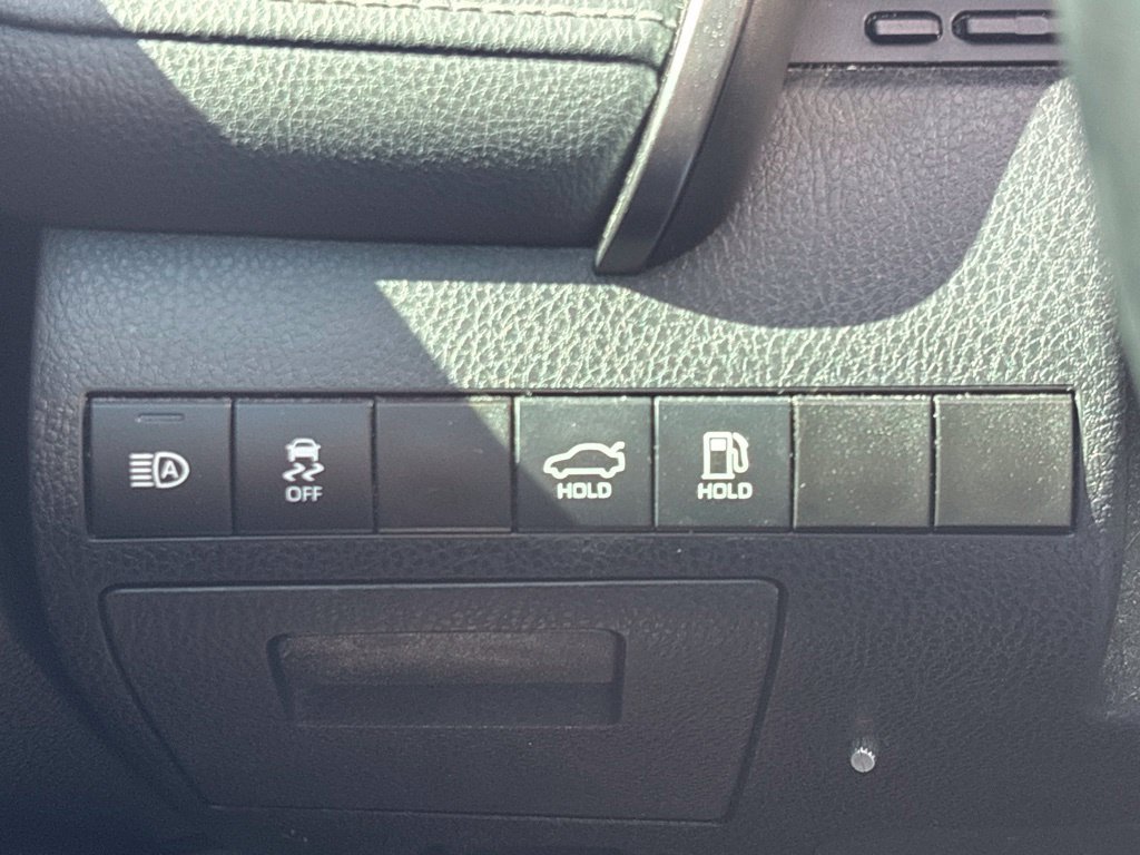 Used 2021 Toyota Camry SE w/ Audio Upgrade Package FWD image 26