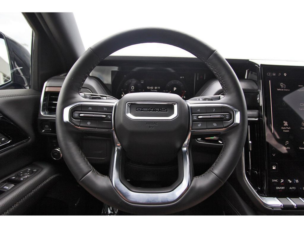 Used 2026 GMC Yukon XL Denali w/ Sun & Power Step Package AWD/4WD image 16
