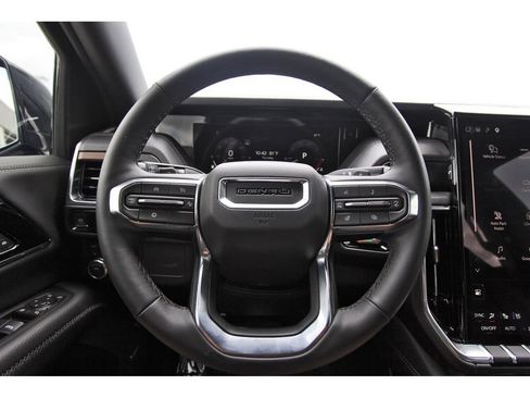 Used 2026 GMC Yukon XL Denali w/ Sun & Power Step Package AWD/4WD image 16
