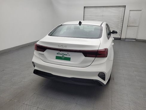 Used 2023 Kia Forte LXS FWD image 7