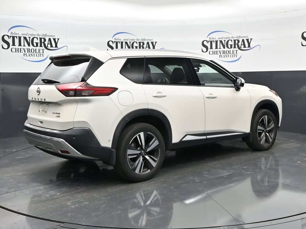 Used 2022 Nissan Rogue Platinum w/ Head-Up Display Package AWD/4WD image 7