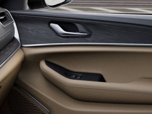 New 2026 Jeep Grand Cherokee L Limited image 25