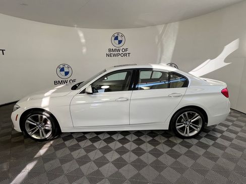 Used 2017 BMW 330i xDrive Sedan image 13