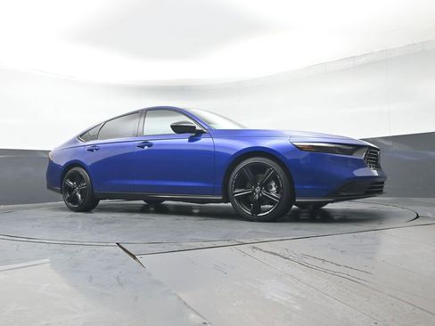 Certified 2024 Honda Accord Sport image 37