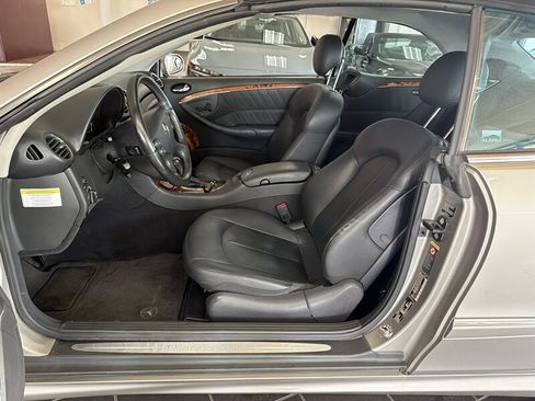 Used 2005 Mercedes-Benz CLK 500 Cabriolet image 9