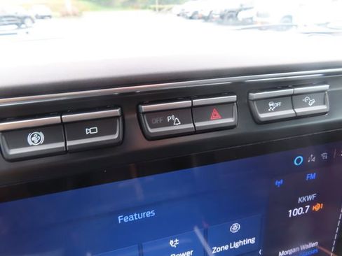 Used 2024 Ford F350 Platinum image 40