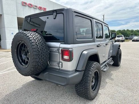 Used 2019 Jeep Wrangler Unlimited Sport S AWD/4WD image 7