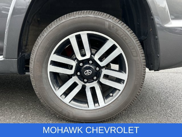 Used 2021 Toyota 4Runner Limited AWD/4WD image 35