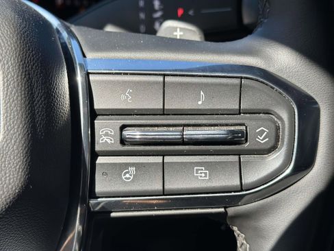 Certified 2025 GMC Yukon Denali AWD/4WD image 15
