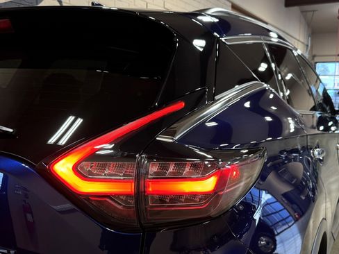 Used 2023 Nissan Murano SL image 15