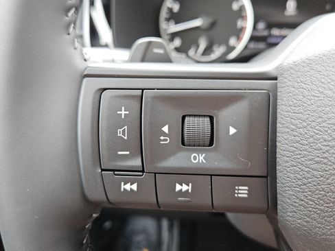 New 2026 Nissan Pathfinder SV FWD image 12