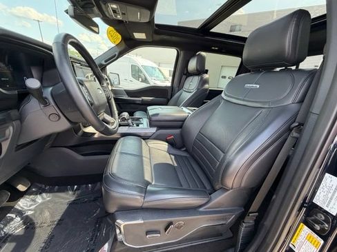 Used 2025 Ford F150 Platinum w/ Equipment Group 702A High AWD/4WD image 17