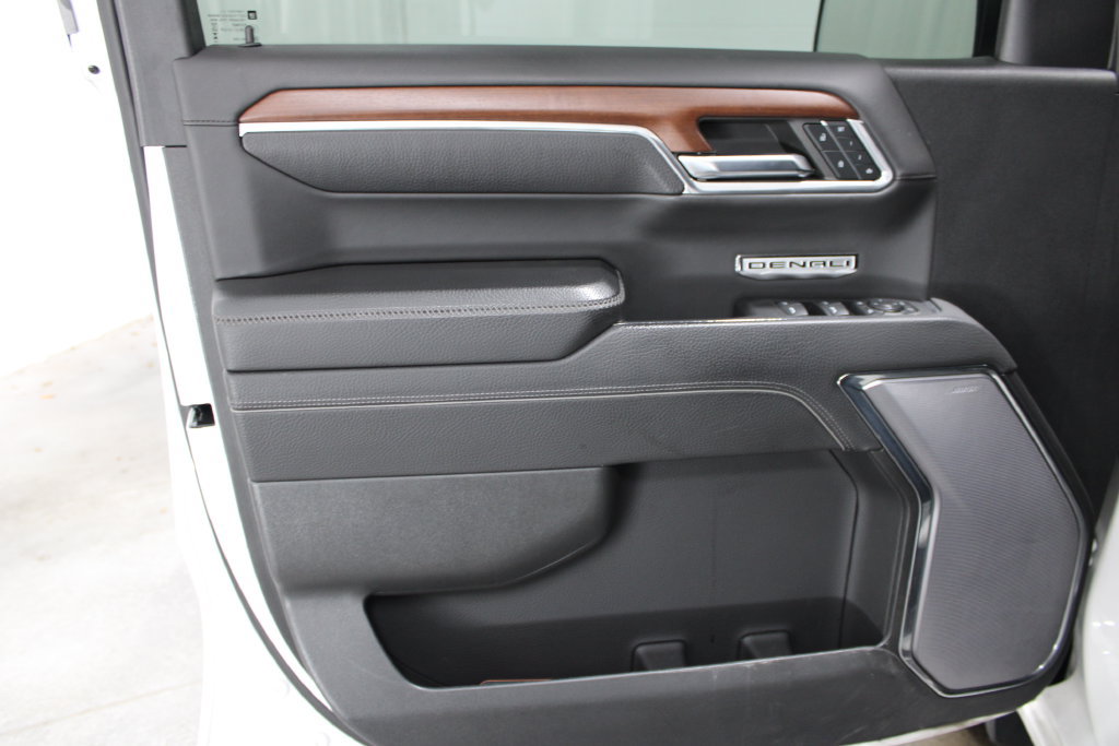 Used 2023 GMC Sierra 1500 Denali AWD/4WD image 24
