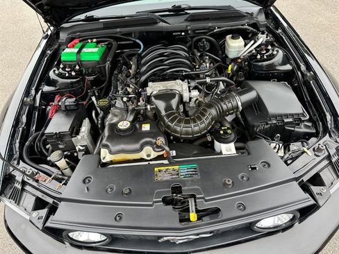 Used 2006 Ford Mustang GT image 17