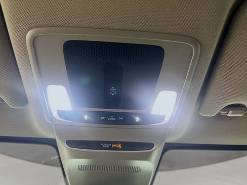 Used 2025 Honda HR-V EX-L image 20