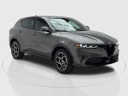 New 2025 Alfa Romeo Tonale w/ Premium Package